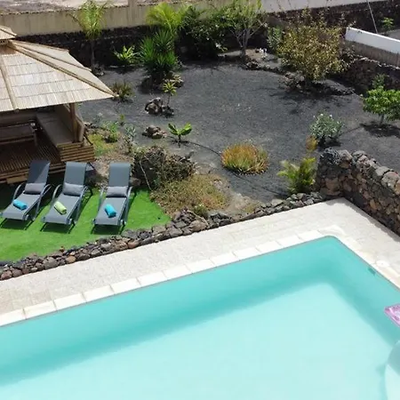 Вилла Casa Yukka With Heated Pool Лахарес