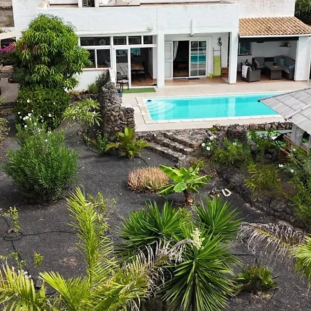 Вилла Casa Yukka With Heated Pool *