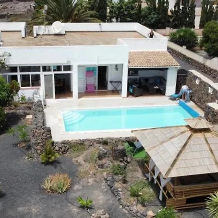 Villa Casa Yukka With Heated Pool Lajares